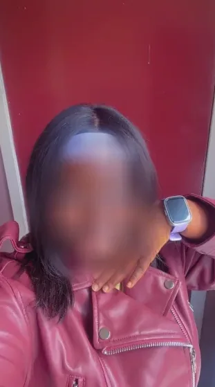 Ariadna, 22 años